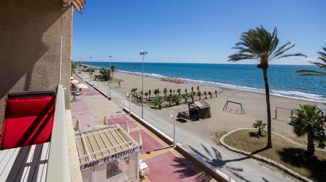 1 - Sea Front Apartment *