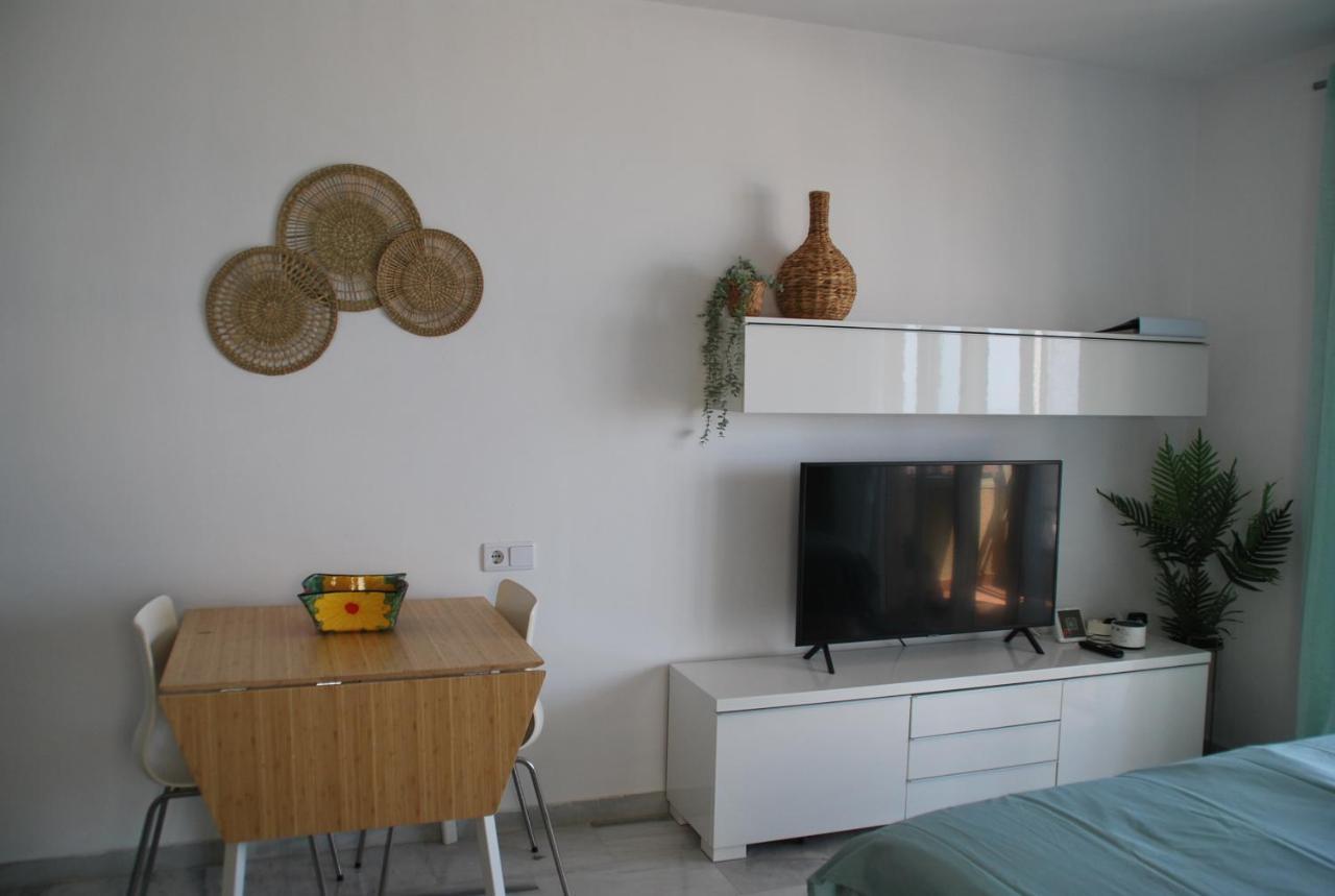 Apartment 1 - Sea Front Rincon de la Victoria