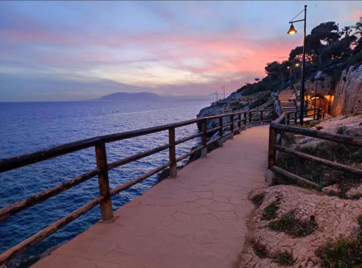 1 - Sea Front * Rincon de la Victoria